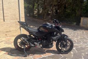 CFMOTO 450NK guidabile con patente A2