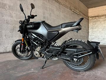 Husqvarna Svartpilen 401