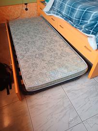 letto doppio con 2 materassi 