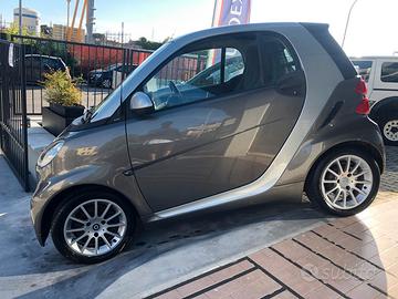Smart ForTwo 1000 52 kW coupé passion POSSIBILITA'