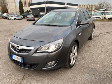 Opel Astra SPORTS TOURER