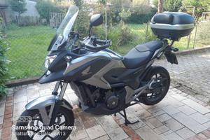 Honda NC 750 X- DCT ABS cambio seq/automatico
