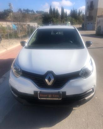 Renault Captur dCi 8V 90 CV EDC Sport Edition