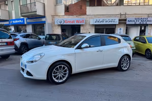 alfa romeo giulietta 1.4 T-JET leggi bene!!