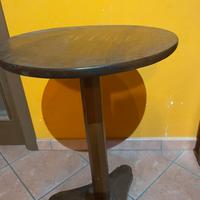 Tavolino tondo in legno massello