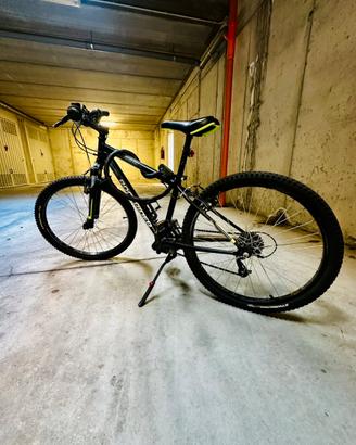 MOUNTAIN BIKE ROCKRIDER