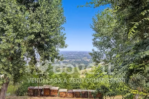 Rustico / Casale di 313 m² con 4 locali a Isola Vi