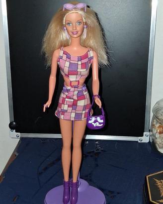 Barbie bionda Hip to be Square Fashion Avenue 2000