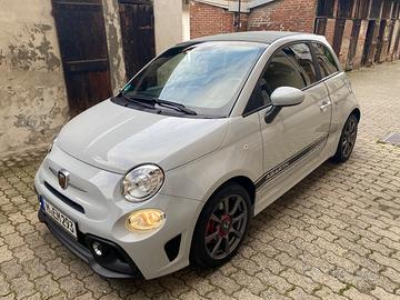 Fiat Abarth 500C. 595