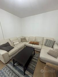 Divano “Divani&Divani” Natuzzi bianco vera pelle