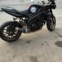 Triumph speed triple 1050