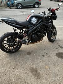 Triumph speed triple 1050