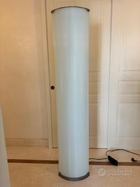 Lampada a terra Fontana Arte “Pirellone”