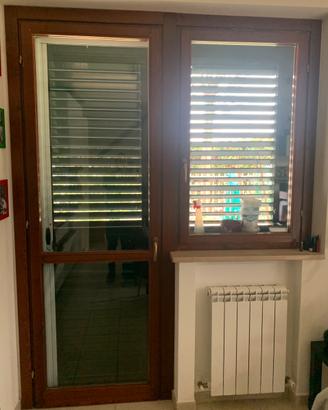 finestre in legno tutto a 300 eur0