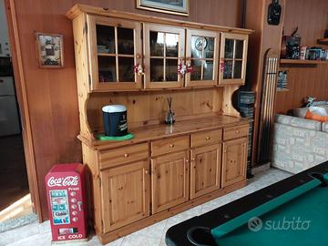 Credenza cristalliera in legno massello stile rust