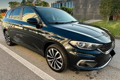 Fiat Tipo SW 1.6 MJT 120cv DCT 2020 – Perfetta