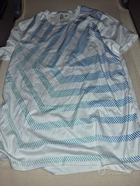 T-Shirt Sportiva Reebok Speedwick Taglia M