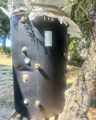 Boiler 800 litri e pompe impianto termico