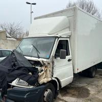 Iveco Daily 2.8 gemellare cassonato