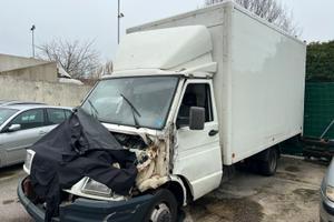 Iveco Daily 2.8 gemellare cassonato