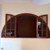 Finestra lussuosa per interni ed esterni