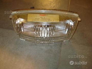 Ricambi piaggio zip Gruppo ottico pedana,frecce in