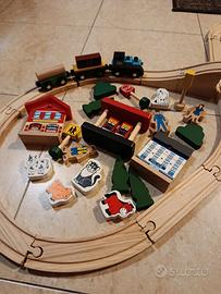 Pista trenino di legno