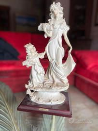 Statua ceramica di giuseppe Armani capodimonte