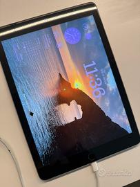 IPad 6th generazione 128 GB.