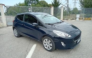 Ford fiesta van 2020