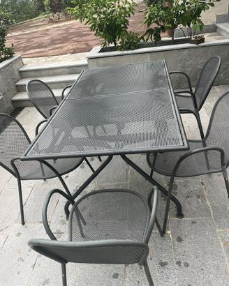 Tavolo in ferro battuto + set 5 sedie