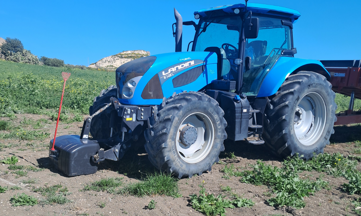 Trattore gommato Landini 145
