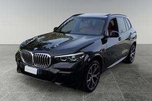 BMW X5 xdrive40d mhev 48V Msport auto