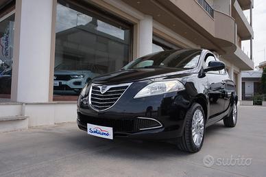 Lancia Ypsilon 1.2 69 CV 5 porte Gold