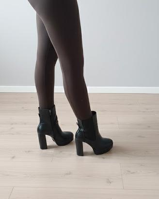 Pantalone Zara taglia M