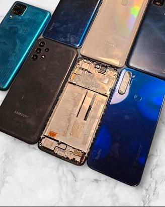 Lotto smartphone da riparare 7 pezzi