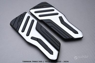 Set poggiapiedi YAMAHA TMAX 560 / TECH MAX 2025 26