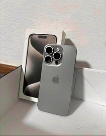 Iphone 15 pro grigio titanio