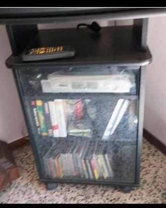 mobiletto porta tv