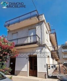 Casa indipendente bifamiliare a mascali
