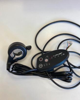 Acceleratore e display per e bike