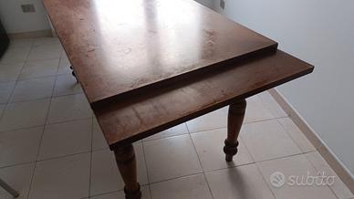 TAVOLO CLASSICO TINTO NOCE SU LEGNO MASSELLO