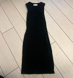 Vestito nero lungo attillato