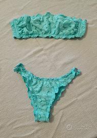 Bikini turchese a fiori 