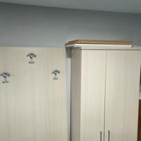 scarpiera + pannello appendi giacche effetto legno