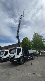 Iveco Eurocargo 180E32 K gru e ribaltabile
