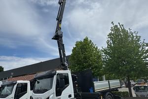 Iveco Eurocargo 180E32 K gru e ribaltabile