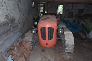 trattore cingolato Lamborghini