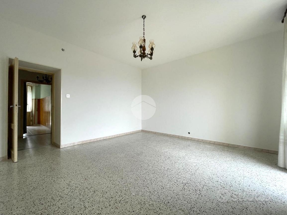 2 LOCALI A STRONCONE - Vista 5