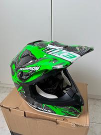 Casco da cross scorpion air